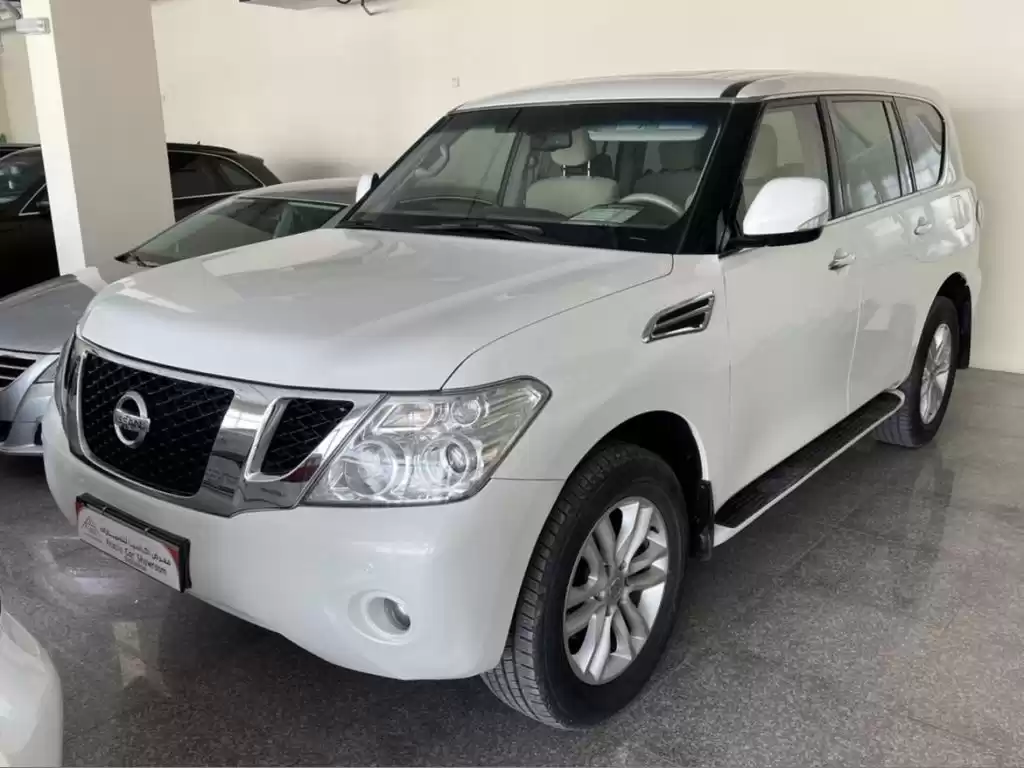 مستعملة Nissan Patrol للبيع في الدوحة #12152 - 1  صورة 